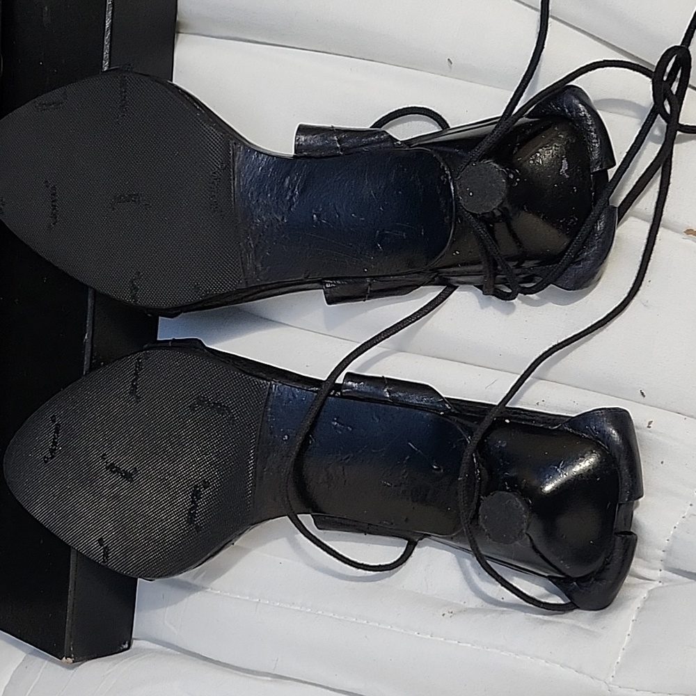 Sandals - Picture 2 of 4